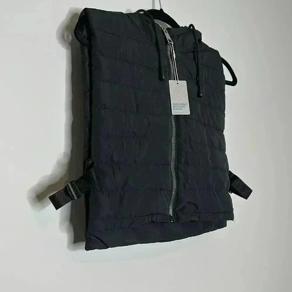 Primark Black Cropped Vest - Picture 2 of 6